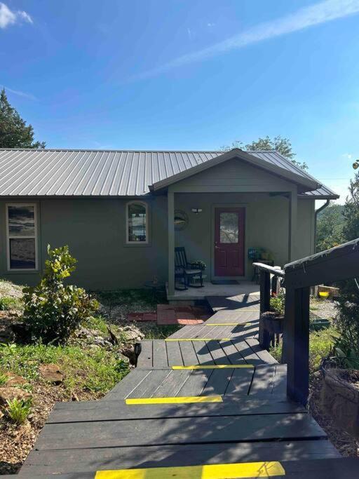 Camp Fisher Cottage Cassville Exterior photo